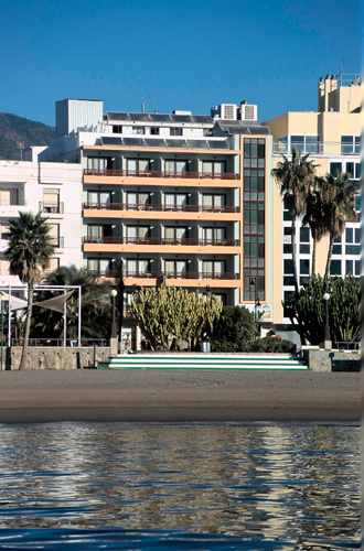 Hotel Buenavista. En primera linea de playa en el centro de Estepona